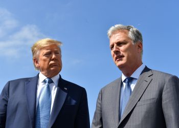 Worst state outbreaks slowing; top Trump advisor tests positive