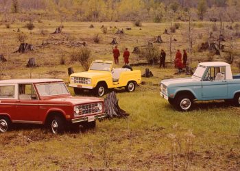 Ford is bringing back the Bronco and it’s aimed right at Jeep