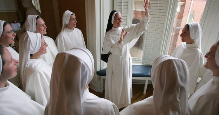 Meet the Nuns Who Created Their Own Climate Solutions Fund – Mother Jones