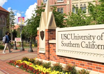 Nearly 400 USC Faculty Members Sign Letter Calling On School To Do More To Address Racism – CBS Los Angeles