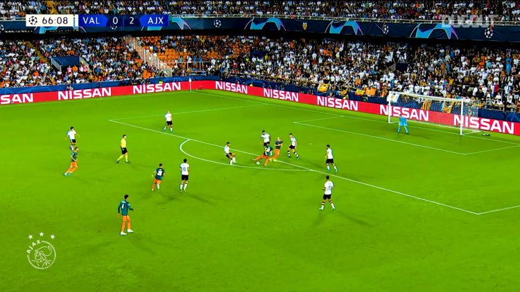 VIDEO: Donny van de Beek’s best Ajax goals 2019-20