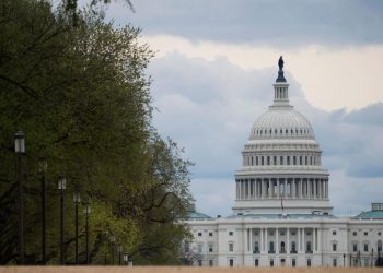 Democratic lawmakers urge funding for potential COVID-19 treatment