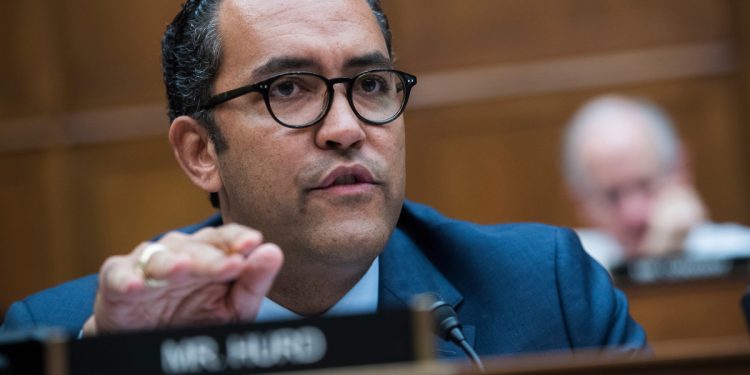 House spending bill barring funds for border wall advances