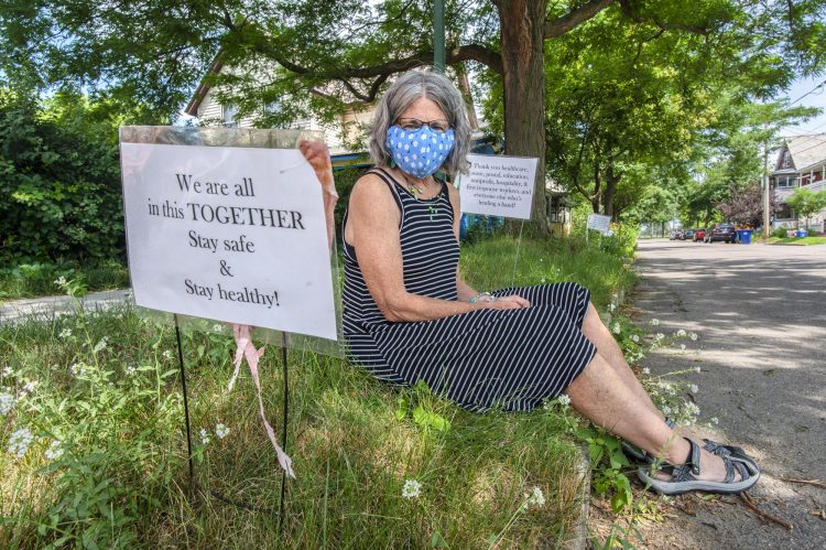 Vermont students skeptical that Covid-19 guidelines will be followed