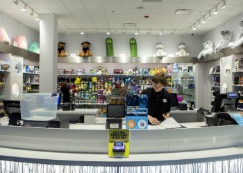 Chattanooga-based mall owner CBL still faces woes despite bankruptcy plan