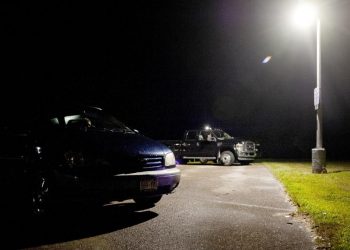 Few show up to discuss overnight parking ordinance as end date approaches | Government