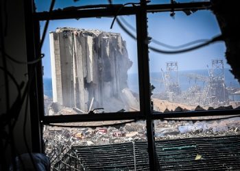 Dollar drop, Beirut shock, credit top