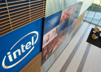Intel’s manufacturing crisis puts company at a crossroads