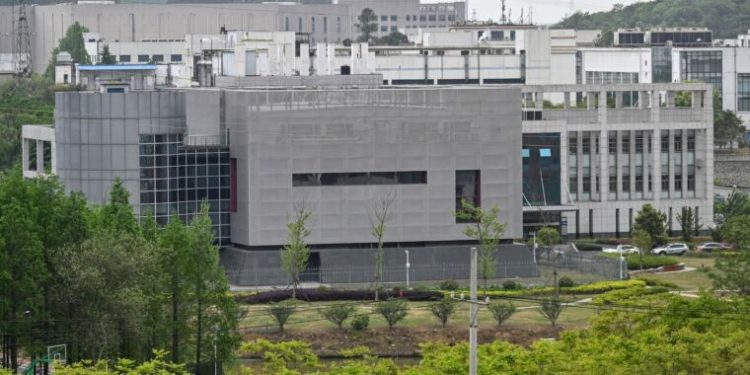 Coronavirus researchers must examine Trump-backed conspiracy—or lose funding