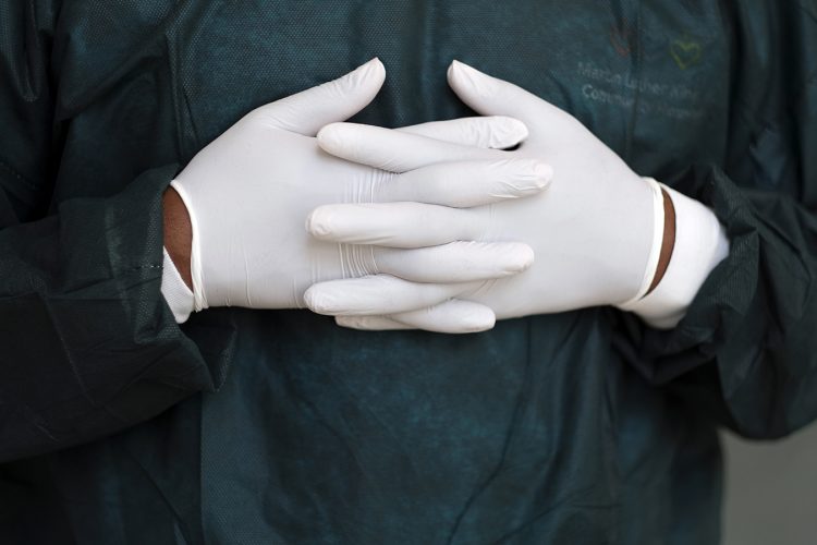 Health Care Workers of Color Nearly Twice as Likely as Whites to Get COVID-19