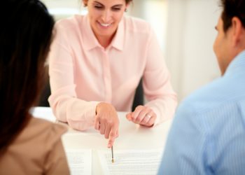 How Insurance Agents Can Help Customers and Grow Business in Economic Uncertainty