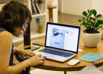 Zoom, Microsoft and Apple take on remote learning challenges as kids head back to school