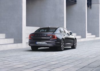 Volvo starts masking its exhaust tips, on the way to more EVs