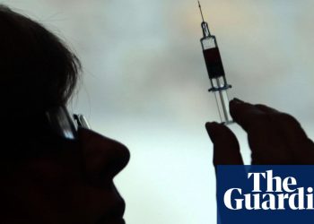 UK Covid-19 vaccine trial set to infect healthy volunteers with virus | World news