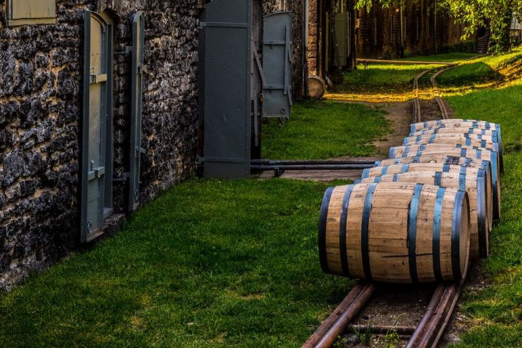 Wave’s whiskey fund buys first tranche of Kentucky bourbon