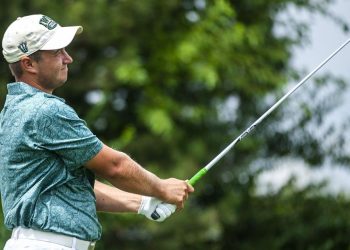 Watch now: Illinois Wesleyan allowing competition for golf, tennis programs in the fall | Illinois Wesleyan