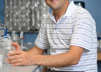 Award funds new tools for SUNY Potsdam chemistry professor’s research | St. Lawrence County