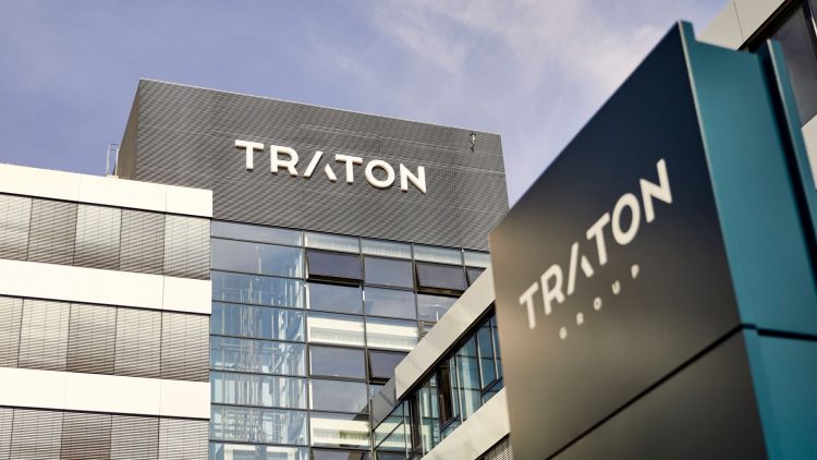 TRATON sets Friday deadline for Navistar takeover bid (Update)