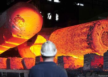 Thyssenkrupp steel feels the heat as European industry finds itself at decisive moment | Business| Economy and finance news from a German perspective | DW