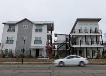 Texas will spend $171 million in federal coronavirus relief funds to help renters avoid evictions | News