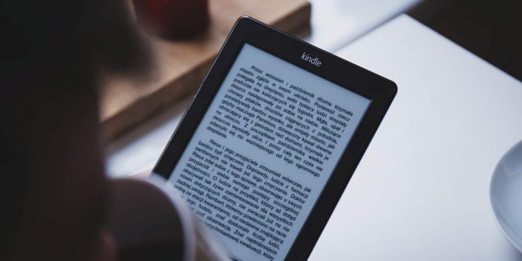 Top 10 Free Online Books to Learn R-code and Data Science