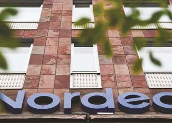 Banks move into ESG wilderness after clients sound alarm