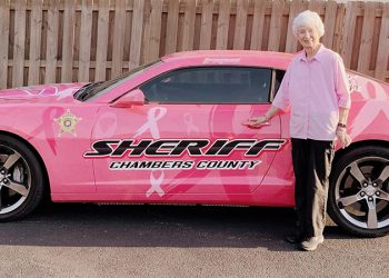 Geneva Mann visits CCSO Meagan Car – Valley Times-News