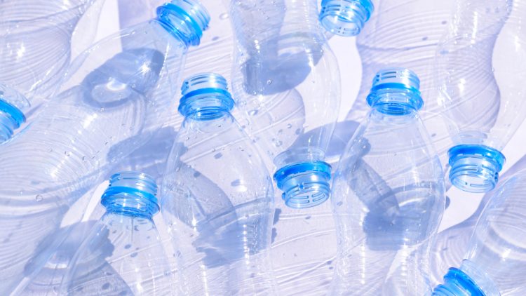 Popular Bottled Water Brands Contain Toxic ‘Forever Chemicals,’ Consumer Reports Finds – NBC10 Philadelphia
