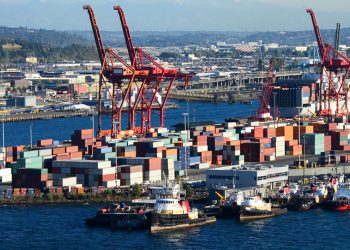 In U.S. and UK, Globalization Leaves Some Feeling ‘Left Behind’ or ‘Swept Up’