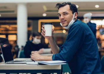 Free US Consumer Survey Report: Behavior Proves Volatile Across Retail