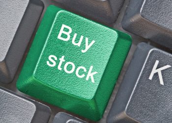 Analyst: Amazon Is Undervalued, Will Soar 40% Higher