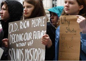 Activists say New York teachers retirement fund should sell off oil, gas stocks