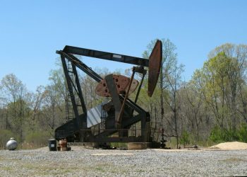 Wyoming to help petroleum industry with coronavirus funding – Buckrail