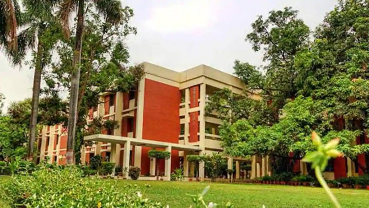 IIT Kanpur Offers 2 Free Online Courses on Data Science, With Certificates