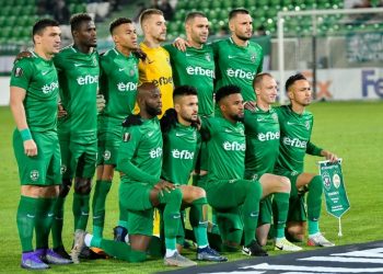 Bulgaria open stadiums to fans