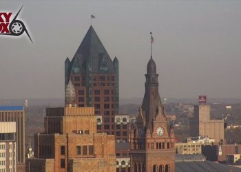 COVID-19 positivity in Milwaukee dips, health department says