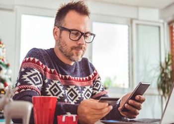 Consumer confidence drops in December