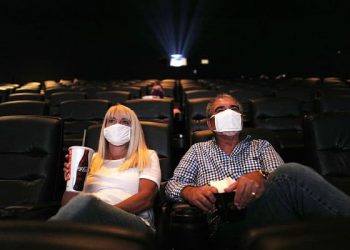 slow vaccine rollout threatens to spark more movie delays