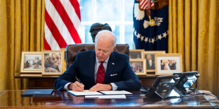 Biden Administration Will Reverse the Department of Labor’s Ruling on ESG Funds, Analysts Say