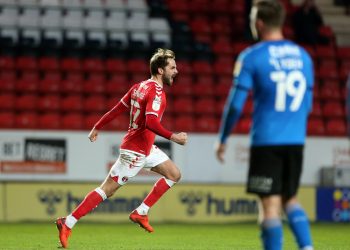 Andrew Shinnie’s late equaliser earns Charlton a draw against Swindon