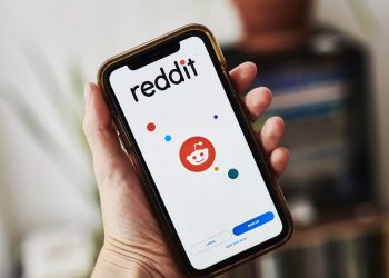 Reddit Ignites Mall Stock and Fund Cashes Out $500 Million