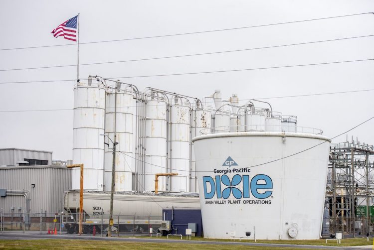 Longtime Lehigh Valley Dixie cup plant slowly closes, as market forces meet proud workers