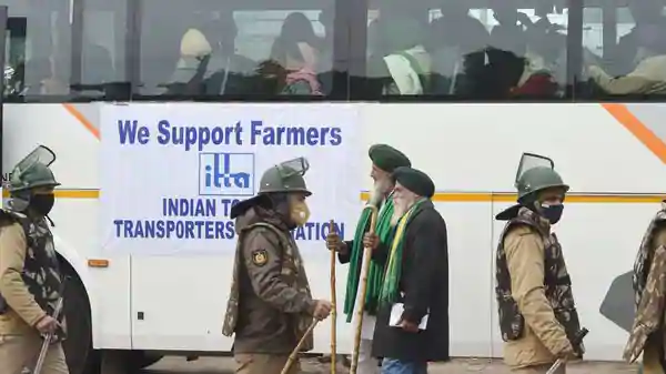 SC asks farmer unions on farm laws panel