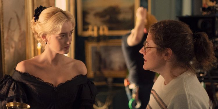 Dickinson Creator Alena Smith on Season 2, Period Shows & the Pandemic