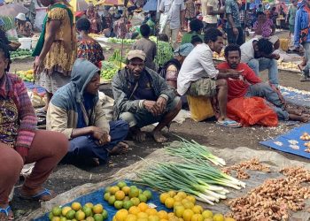 Feeling relatively poor increases support for women in the workplace