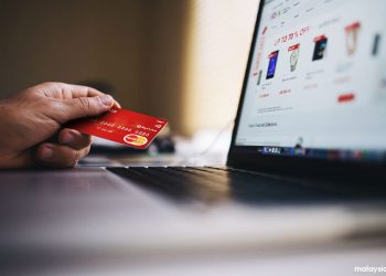 Beware of the dark sides of cashless payments