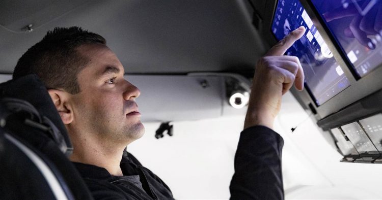 SpaceX announces first mission to space with all-civilian crew