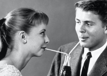 Which plastic bottle size is worst for the environment? Study reveals a surprising answer