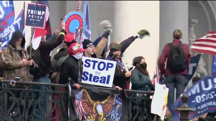 Researchers say voters are leaving the Republican Party