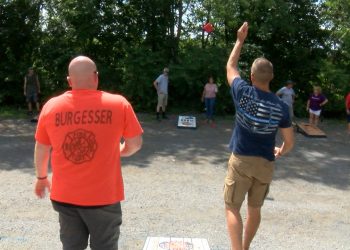Cornhole tournament raises funds for injured Washington County firefighter | WDVM25 & DCW50